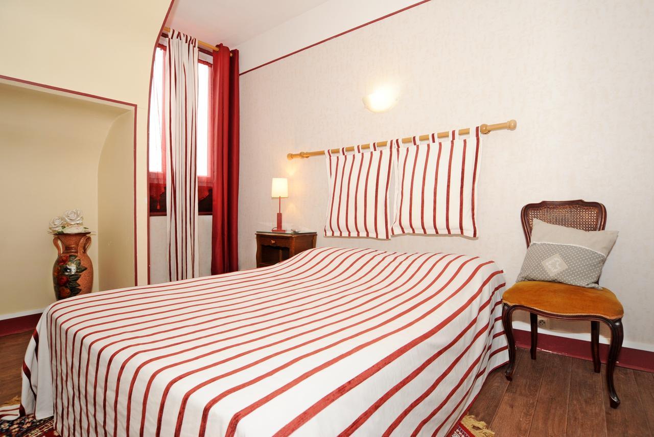 Hostellerie Du Grand Sully Extérieur photo