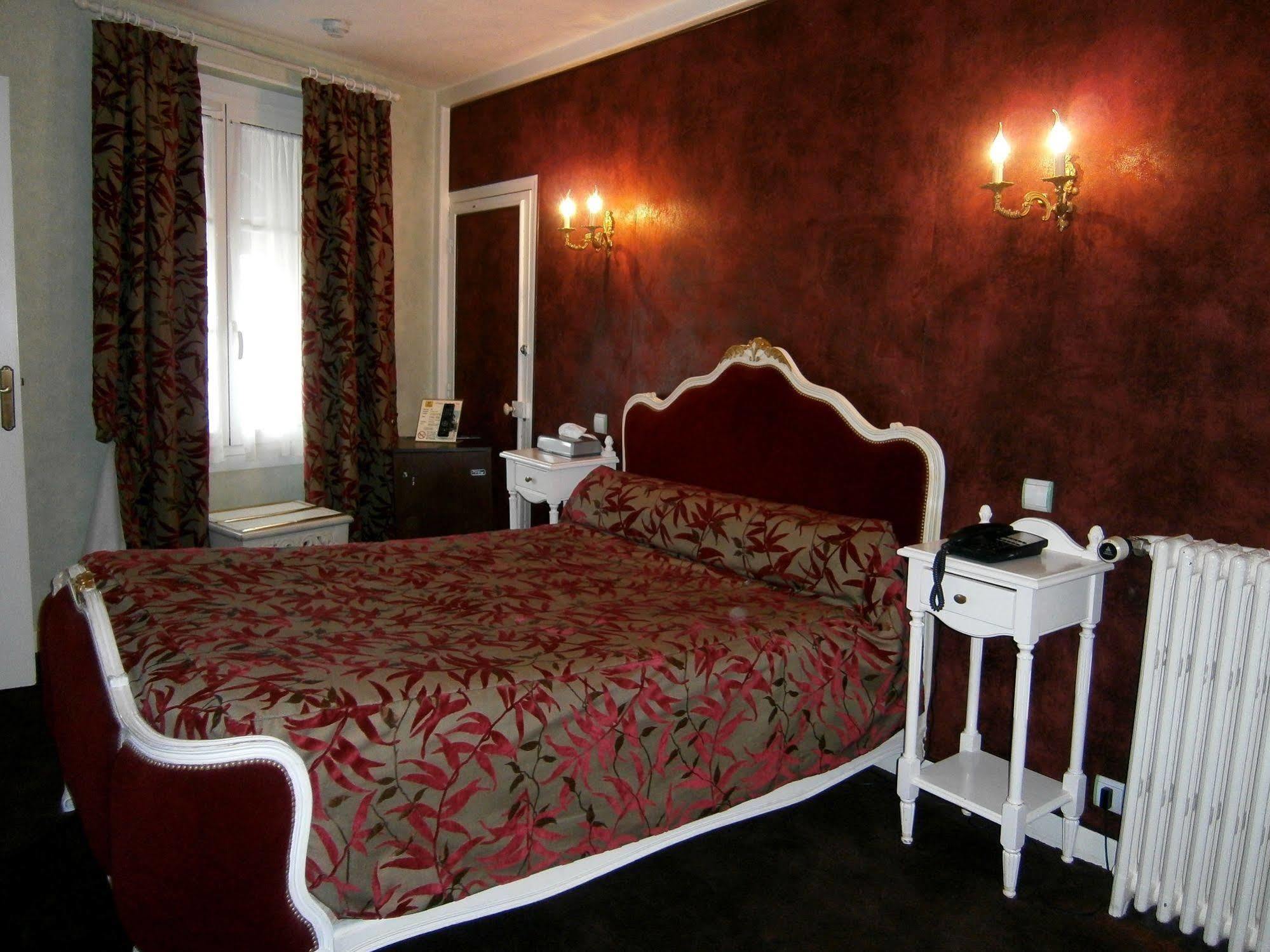 Hostellerie Du Grand Sully Extérieur photo