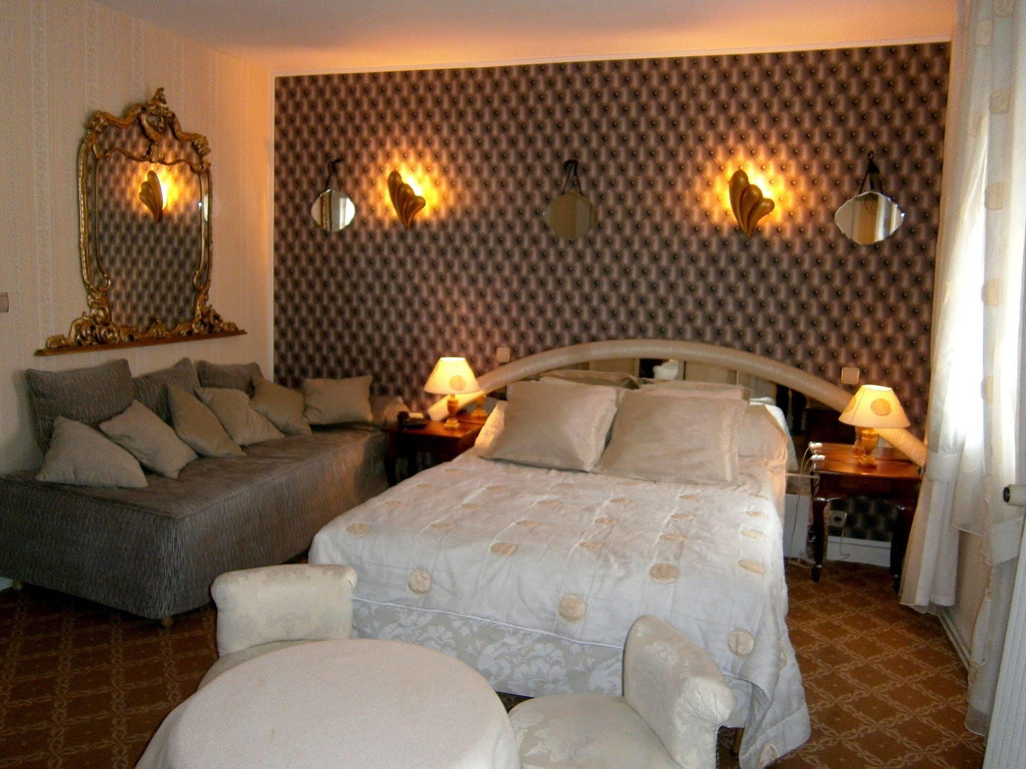 Hostellerie Du Grand Sully Extérieur photo